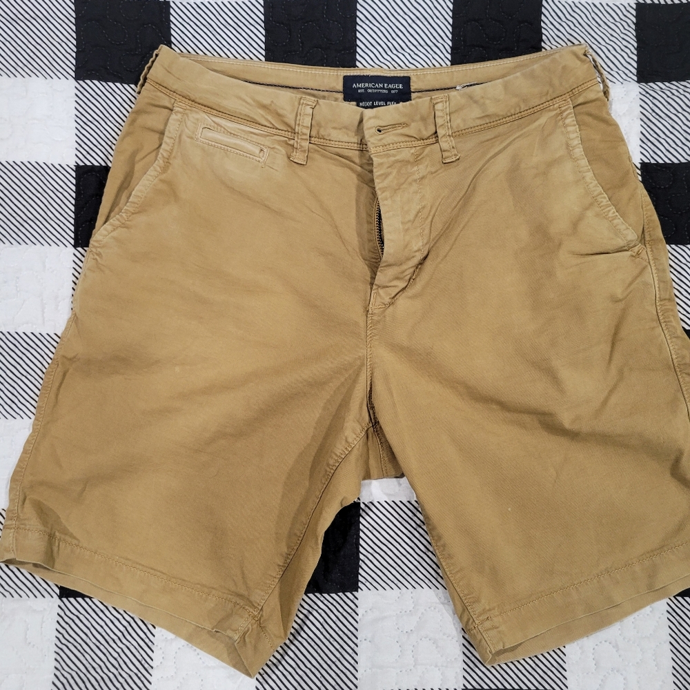 Men's American Eagle Khaki Shorts,  size 30